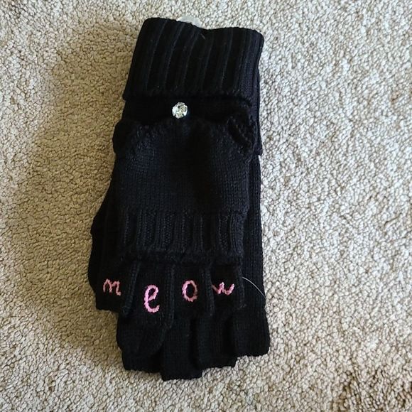 kate spade Accessories - Kate spade Meow mittens